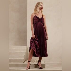 Banana Republic Solaire Pleated Midi Dress - Dark Cherry
